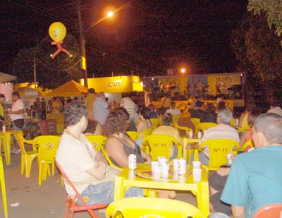 Bloco Kaiary realiza último ensaio antes do desfile